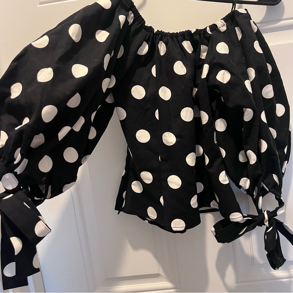 CeCe Black and White Polka Dot Off-Shoulder Top